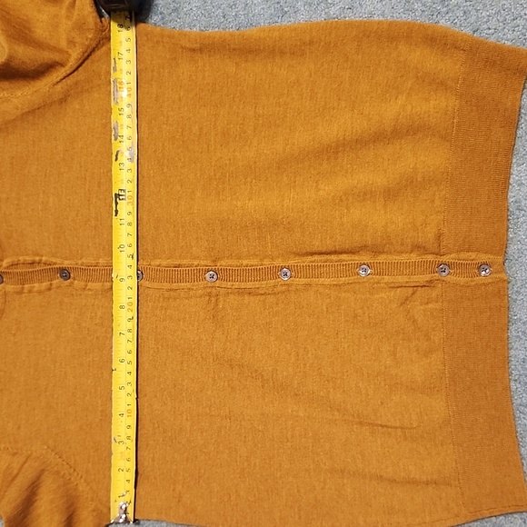 Contemporaine Crew Neck Merino Wool Cardigan - Picture 4 of 6